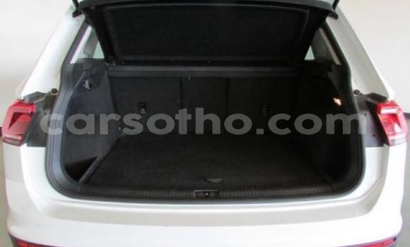 Acheter Occasion Voiture Volkswagen Tiguan Blanc à Maseru, Maseru Acheter Occasion Voiture Volkswagen Tiguan Blanc à Maseru, Maseru