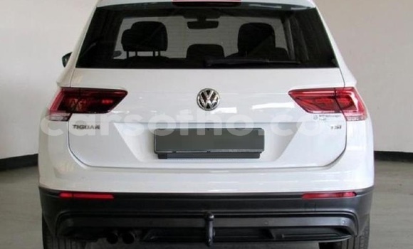 Acheter Occasion Voiture Volkswagen Tiguan Blanc à Maseru, Maseru Acheter Occasion Voiture Volkswagen Tiguan Blanc à Maseru, Maseru