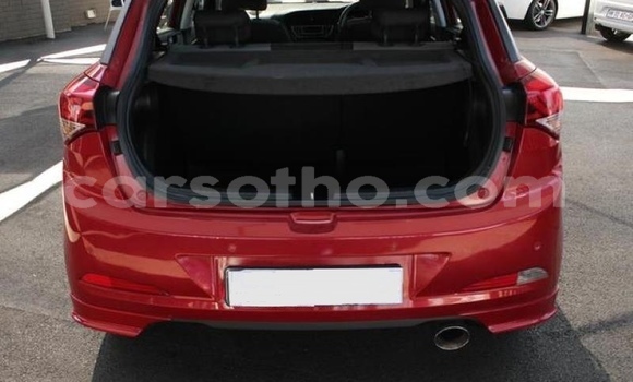 Acheter Occasion Voiture Hyundai i20 Rouge à Hlotse, Leribe Acheter Occasion Voiture Hyundai i20 Rouge à Hlotse, Leribe