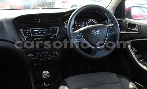 Acheter Occasion Voiture Hyundai i20 Rouge à Hlotse, Leribe Acheter Occasion Voiture Hyundai i20 Rouge à Hlotse, Leribe