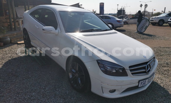 Sayi Na hannu Mercedes-Benz CLC-klasse White Mota in Hlotse a Leribe Sayi Na hannu Mercedes-Benz CLC-klasse White Mota in Hlotse a Leribe