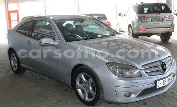 Acheter Occasion Voiture Mercedes-Benz CLK–Class Gris à Maputsoa, Leribe Acheter Occasion Voiture Mercedes-Benz CLK–Class Gris à Maputsoa, Leribe