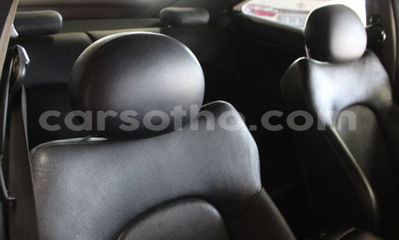 Acheter Occasion Voiture Mercedes-Benz CLK–Class Gris à Maputsoa, Leribe Acheter Occasion Voiture Mercedes-Benz CLK–Class Gris à Maputsoa, Leribe