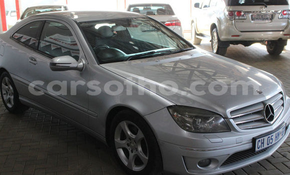 Acheter Occasion Voiture Mercedes-Benz CLK–Class Gris à Maputsoa, Leribe Acheter Occasion Voiture Mercedes-Benz CLK–Class Gris à Maputsoa, Leribe