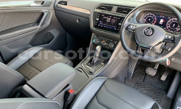 اشتري مستعمل Volkswagen Tiguan Silver سيارة في Mafeteng في Mafeteng اشتري مستعمل Volkswagen Tiguan Silver سيارة في Mafeteng في Mafeteng