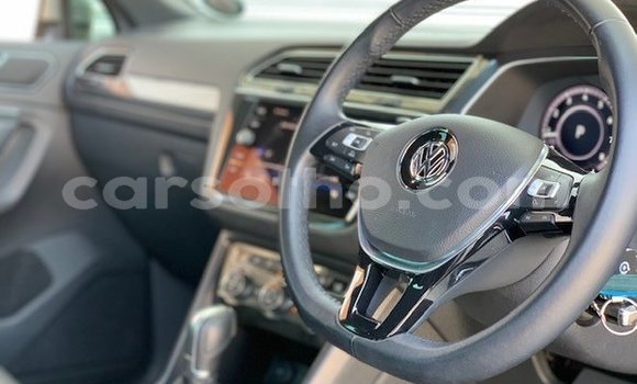 اشتري مستعمل Volkswagen Tiguan Silver سيارة في Mafeteng في Mafeteng اشتري مستعمل Volkswagen Tiguan Silver سيارة في Mafeteng في Mafeteng