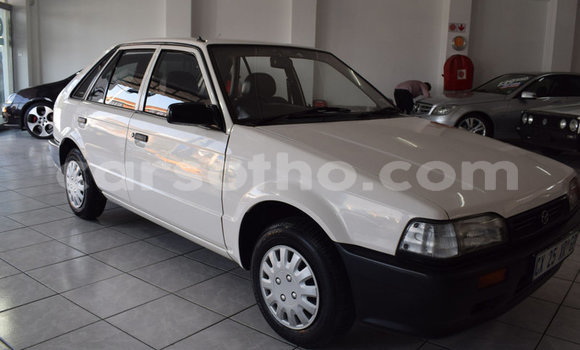 اشتري مستعمل Mazda 323 White سيارة في Butha–Buthe في Thaba-Tseka اشتري مستعمل Mazda 323 White سيارة في Butha–Buthe في Thaba-Tseka