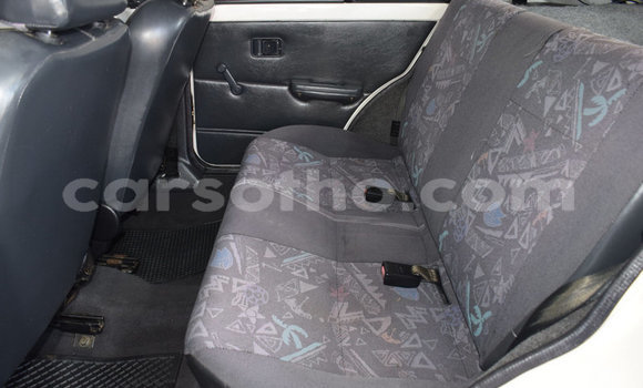 اشتري مستعمل Mazda 323 White سيارة في Butha–Buthe في Thaba-Tseka اشتري مستعمل Mazda 323 White سيارة في Butha–Buthe في Thaba-Tseka