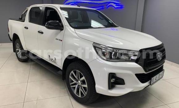 Buy Used Toyota Hilux White Car in Maseru in Maseru Buy Used Toyota Hilux White Car in Maseru in Maseru