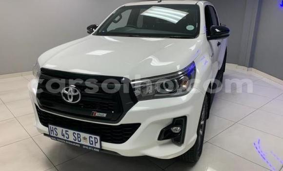 Buy Used Toyota Hilux White Car in Maseru in Maseru Buy Used Toyota Hilux White Car in Maseru in Maseru