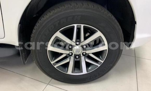 Buy Used Toyota Hilux White Car in Maseru in Maseru Buy Used Toyota Hilux White Car in Maseru in Maseru