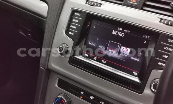 Acheter Occasion Voiture Volkswagen Golf Rouge à Hlotse, Leribe Acheter Occasion Voiture Volkswagen Golf Rouge à Hlotse, Leribe