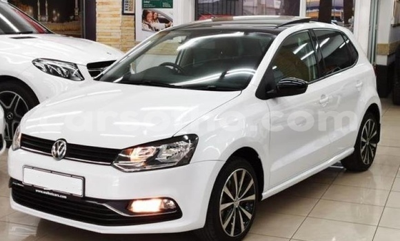 اشتري مستعمل Volkswagen Golf White سيارة في Hlotse في Leribe اشتري مستعمل Volkswagen Golf White سيارة في Hlotse في Leribe