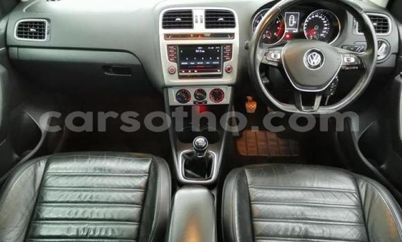 اشتري مستعمل Volkswagen Golf White سيارة في Hlotse في Leribe اشتري مستعمل Volkswagen Golf White سيارة في Hlotse في Leribe