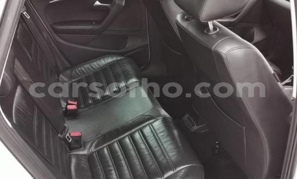 اشتري مستعمل Volkswagen Golf White سيارة في Hlotse في Leribe اشتري مستعمل Volkswagen Golf White سيارة في Hlotse في Leribe