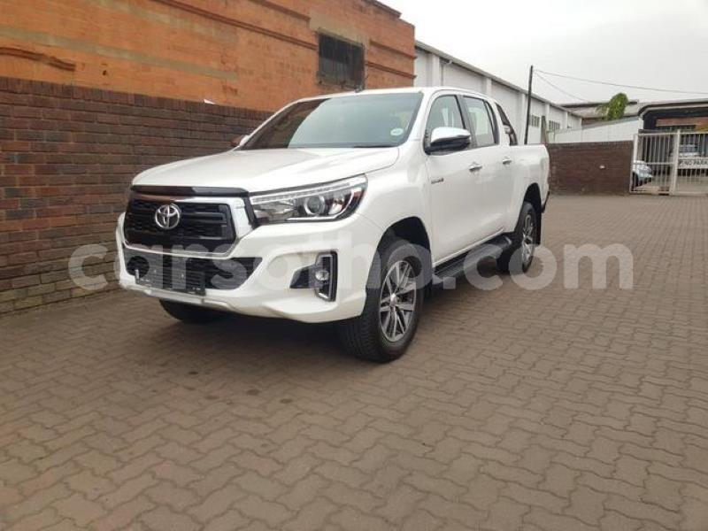 Big with watermark toyota hilux maseru roma 11918