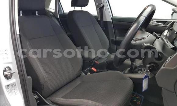 Sayi Na hannu Volkswagen Polo White Mota in Maseru a Maseru Sayi Na hannu Volkswagen Polo White Mota in Maseru a Maseru