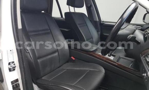 Sayi Na hannu BMW X5 White Mota in Maseru a Maseru Sayi Na hannu BMW X5 White Mota in Maseru a Maseru