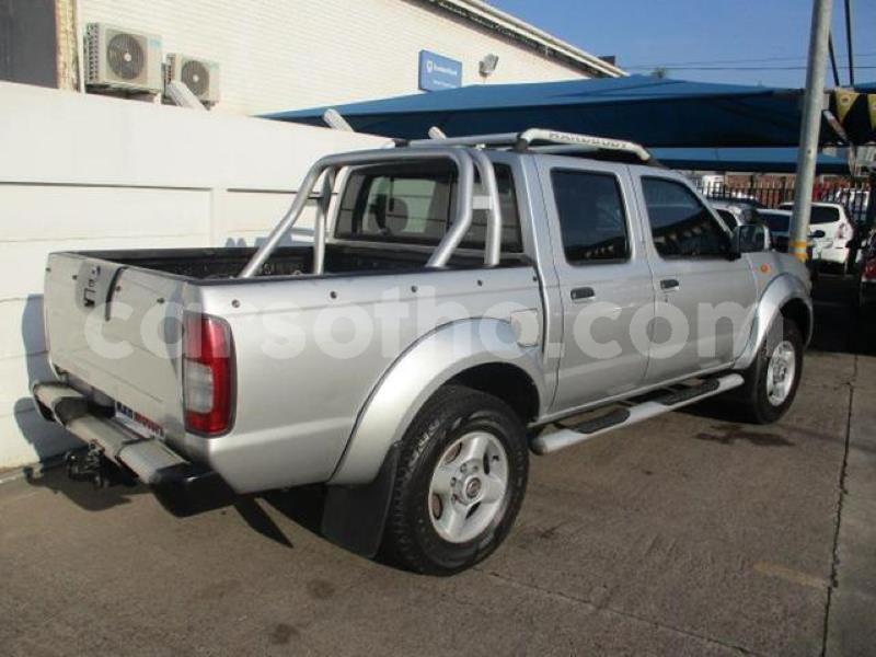 Big with watermark nissan np 300 leribe maputsoe 11933