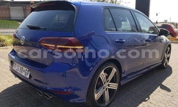 Sayi Na hannu Volkswagen Golf R Blue Mota in Thaba–Tseka a Mafeteng Sayi Na hannu Volkswagen Golf R Blue Mota in Thaba–Tseka a Mafeteng