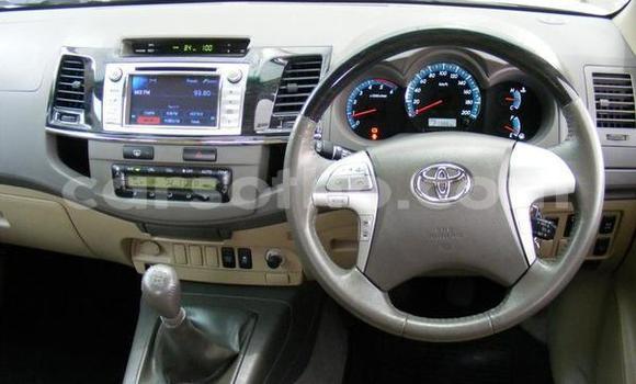 Acheter Occasion Voiture Toyota Fortuner Beige à Maseru, Maseru Acheter Occasion Voiture Toyota Fortuner Beige à Maseru, Maseru