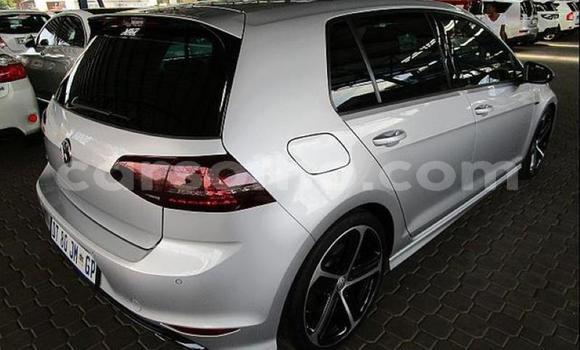 اشتري مستعمل Volkswagen Golf R Silver سيارة في Hlotse في Leribe اشتري مستعمل Volkswagen Golf R Silver سيارة في Hlotse في Leribe