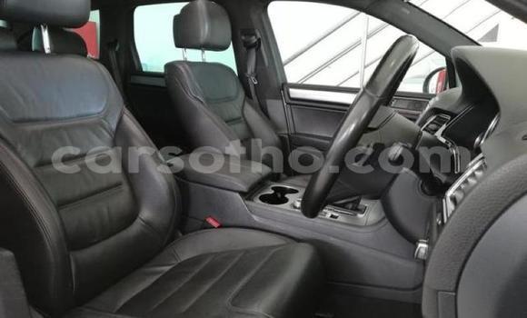 Sayi Na hannu Volkswagen Touareg Silver Mota in Roma a Maseru Sayi Na hannu Volkswagen Touareg Silver Mota in Roma a Maseru