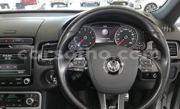 Sayi Na hannu Volkswagen Touareg Silver Mota in Roma a Maseru Sayi Na hannu Volkswagen Touareg Silver Mota in Roma a Maseru