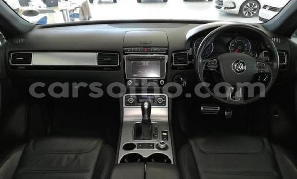 Sayi Na hannu Volkswagen Touareg Silver Mota in Roma a Maseru Sayi Na hannu Volkswagen Touareg Silver Mota in Roma a Maseru