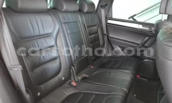 Sayi Na hannu Volkswagen Touareg Silver Mota in Roma a Maseru Sayi Na hannu Volkswagen Touareg Silver Mota in Roma a Maseru