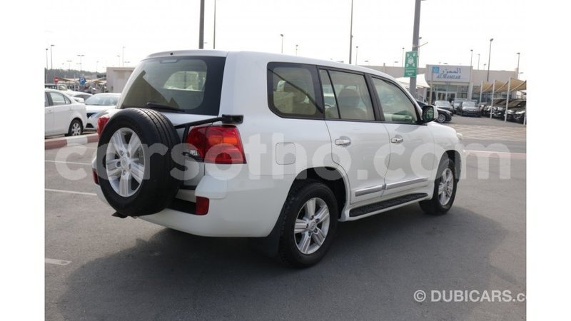 Big with watermark toyota land cruiser maseru import dubai 11954