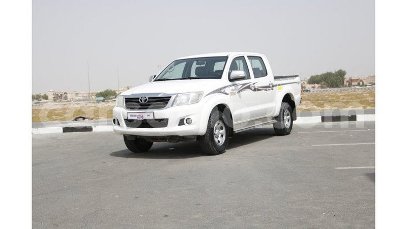 Big with watermark toyota hilux maseru import dubai 11956