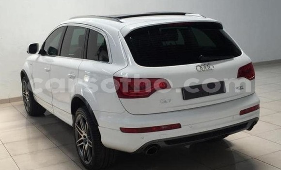 Buy Used Audi Q7 White Car in Maputsoa in Leribe Buy Used Audi Q7 White Car in Maputsoa in Leribe