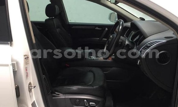 Buy Used Audi Q7 White Car in Maputsoa in Leribe Buy Used Audi Q7 White Car in Maputsoa in Leribe