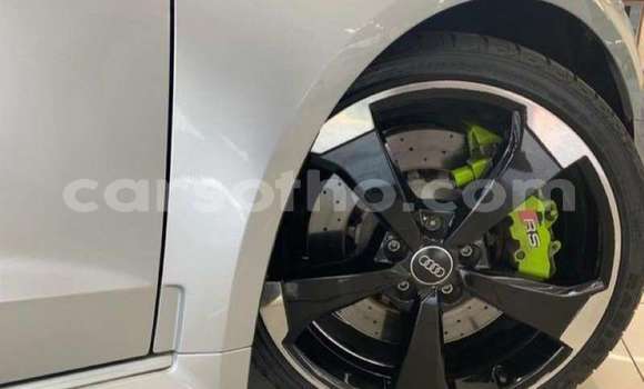 Acheter Occasion Voiture Audi RS3 Gris à Maseru, Maseru Acheter Occasion Voiture Audi RS3 Gris à Maseru, Maseru