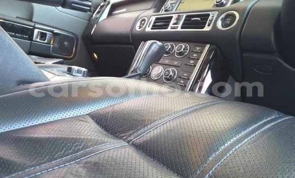 Buy Used Land Rover Range Rover Vogue White Car in Maputsoe in Leribe Buy Used Land Rover Range Rover Vogue White Car in Maputsoe in Leribe