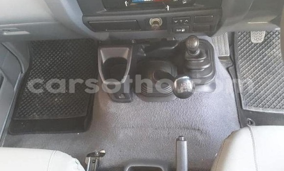 Buy Used Toyota Land Cruiser Silver Car in Maputsoa in Leribe Buy Used Toyota Land Cruiser Silver Car in Maputsoa in Leribe