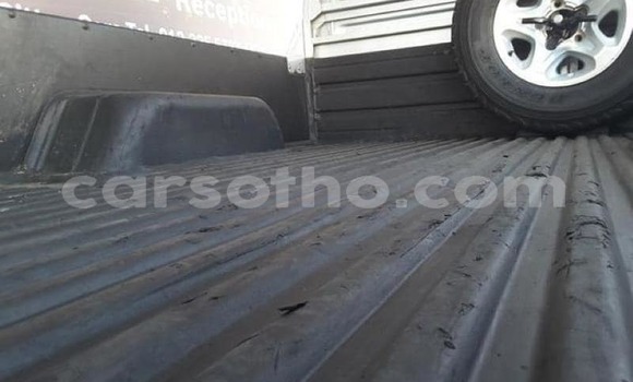 Buy Used Toyota Land Cruiser Silver Car in Maputsoa in Leribe Buy Used Toyota Land Cruiser Silver Car in Maputsoa in Leribe