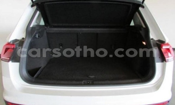 Acheter Occasion Voiture Volkswagen Tiguan Blanc à Maseru, Maseru Acheter Occasion Voiture Volkswagen Tiguan Blanc à Maseru, Maseru