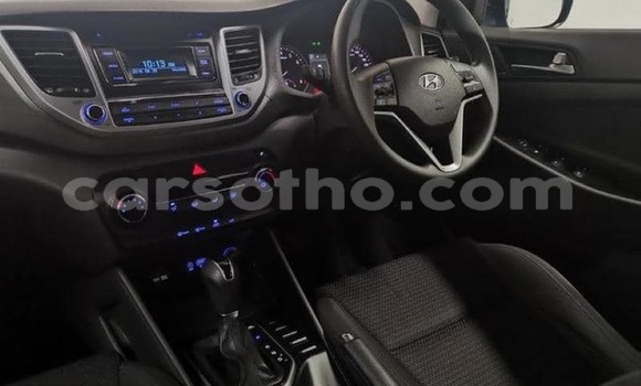 Sayi Na hannu Hyundai Tucson Blue Mota in Maseru a Maseru Sayi Na hannu Hyundai Tucson Blue Mota in Maseru a Maseru