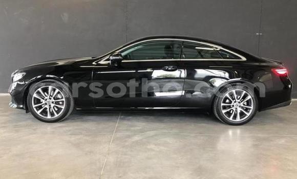 Acheter Occasion Voiture Mercedes-Benz E–Class Noir à Maseru, Maseru Acheter Occasion Voiture Mercedes-Benz E–Class Noir à Maseru, Maseru