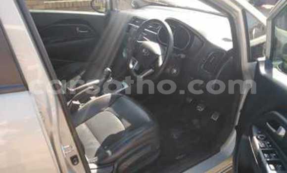 Sayi Na hannu Kia Rio Silver Mota in Butha Buthe a Butha-Buthe Sayi Na hannu Kia Rio Silver Mota in Butha Buthe a Butha-Buthe