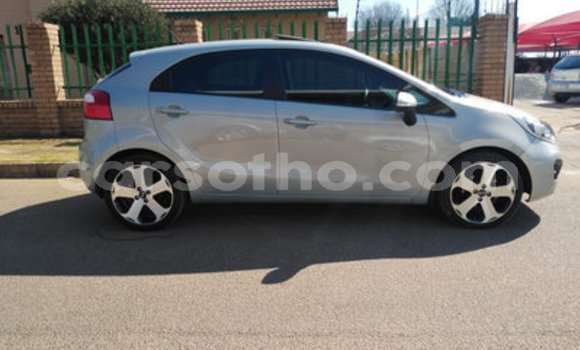 Sayi Na hannu Kia Rio Silver Mota in Butha Buthe a Butha-Buthe Sayi Na hannu Kia Rio Silver Mota in Butha Buthe a Butha-Buthe