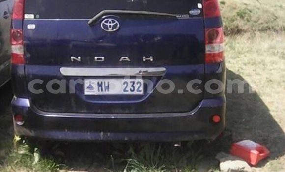 Sayi Na hannu Toyota Noah Blue Mota in Maseru a Maseru Sayi Na hannu Toyota Noah Blue Mota in Maseru a Maseru