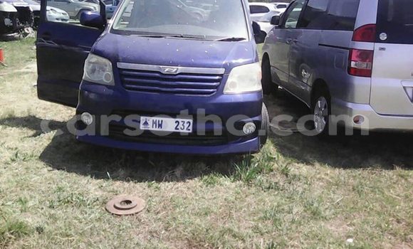 Sayi Na hannu Toyota Noah Blue Mota in Maseru a Maseru Sayi Na hannu Toyota Noah Blue Mota in Maseru a Maseru