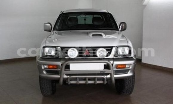 Acheter Occasion Voiture Mitsubishi Colt Blanc à Maseru, Maseru Acheter Occasion Voiture Mitsubishi Colt Blanc à Maseru, Maseru