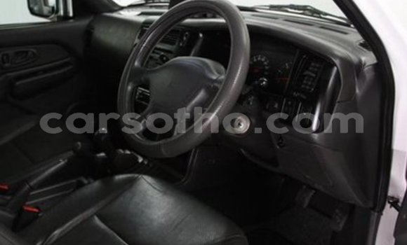 Acheter Occasion Voiture Mitsubishi Colt Blanc à Maseru, Maseru Acheter Occasion Voiture Mitsubishi Colt Blanc à Maseru, Maseru