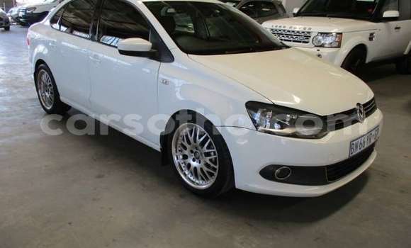 Sayi Na hannu Volkswagen Polo White Mota in Maseru a Maseru Sayi Na hannu Volkswagen Polo White Mota in Maseru a Maseru