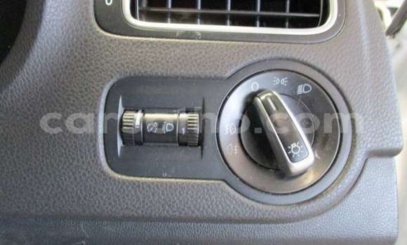 Sayi Na hannu Volkswagen Polo White Mota in Maseru a Maseru Sayi Na hannu Volkswagen Polo White Mota in Maseru a Maseru