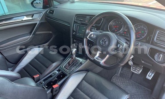 اشتري مستعمل Volkswagen Golf Red سيارة في Hlotse في Leribe اشتري مستعمل Volkswagen Golf Red سيارة في Hlotse في Leribe